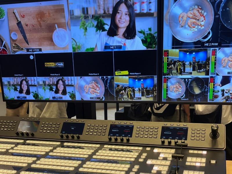 3. 스튜디오방송제작.jpeg